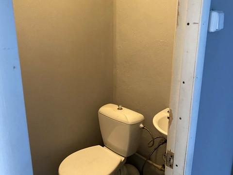 комерційна за адресою Слави бульв., 8