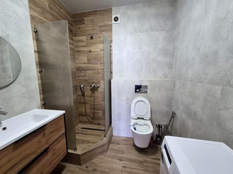 квартира за адресою Нижня Берегова вул., 2/2м