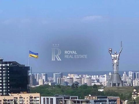 комерційна за адресою Андрія Верхогляда вул. (Михайла Драгомирова), 2-А