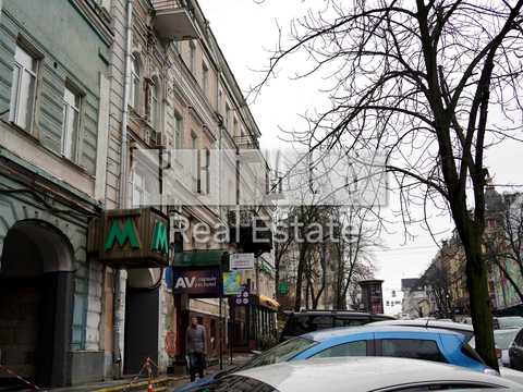 комерційна за адресою Київ, Володимирська вул., 42
