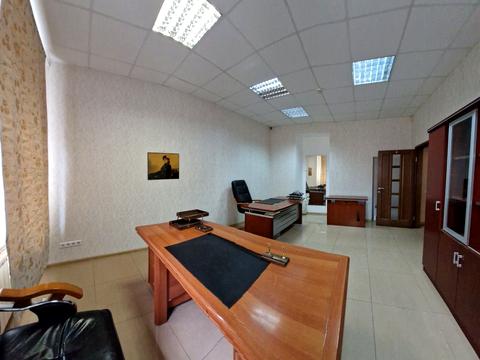 комерційна за адресою Антоновича вул. (Горького), 48-Б