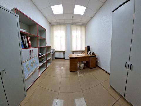 комерційна за адресою Антоновича вул. (Горького), 48-Б