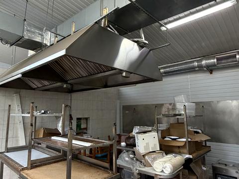 комерційна за адресою Деревлянська вул. (Якіра), 21-Б