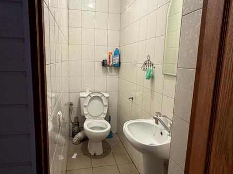 комерційна за адресою Деревлянська вул. (Якіра), 21-Б