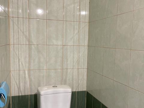 комерційна за адресою Льонокомбінатівська вул., 15