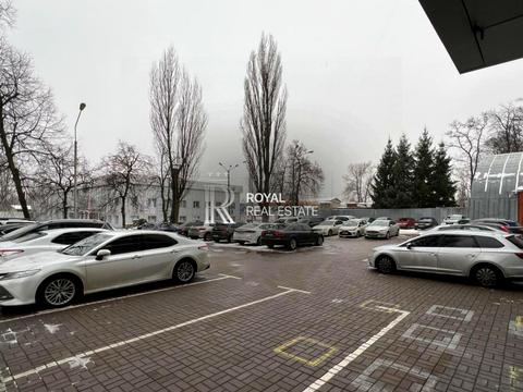 комерційна за адресою Дегтярівська вул., 52