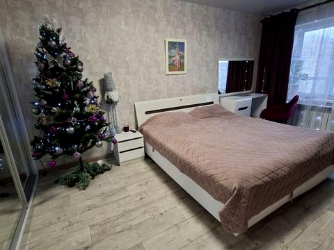 квартира за адресою Шкільна вул. (Героїв Сталінграда), 8