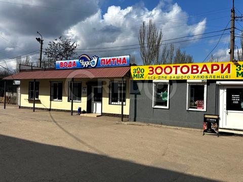 комерційна за адресою Космонавтів вул., 13а