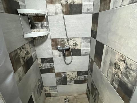 будинок за адресою с. Святопетрівське, Промислова вул., 8