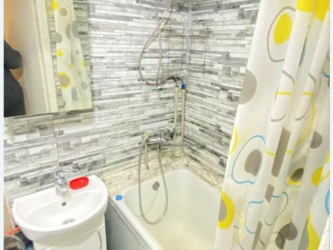 квартира за адресою Академіка Заболотного вул., 18