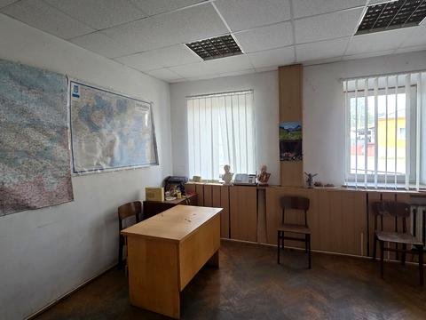 комерційна за адресою Партизанська вул. (Червоних Партизан), 29