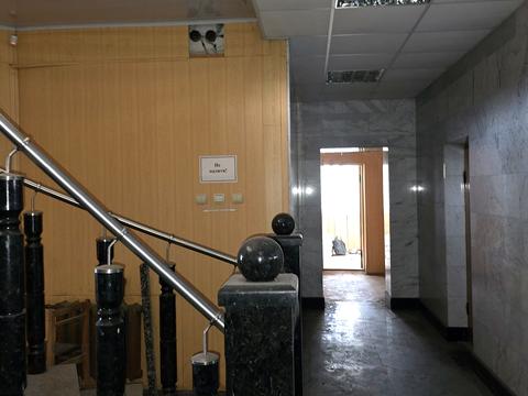 комерційна за адресою Партизанська вул. (Червоних Партизан), 29