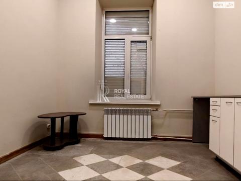 коммерческая по адресу Бехтеревский пер., 13