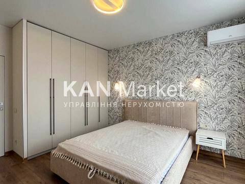 квартира за адресою Тадея Рильського бульв., 4