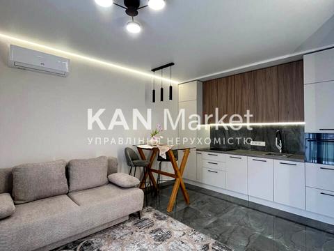 квартира за адресою Тадея Рильського бульв., 4