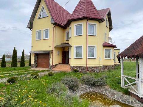 будинок за адресою Романа Шухевича, 6