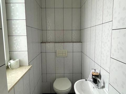 будинок за адресою Романа Шухевича, 6
