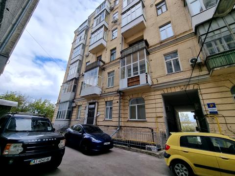 квартира за адресою Михайлівський пров., 9-Б