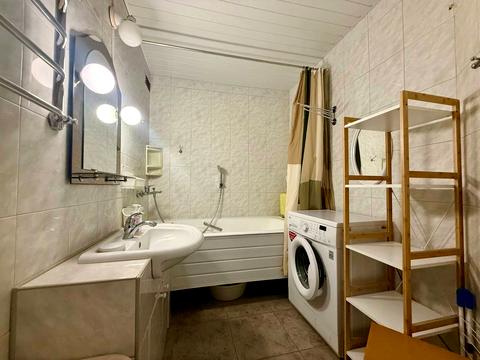 квартира по адресу Драгоманова ул., 23-Б