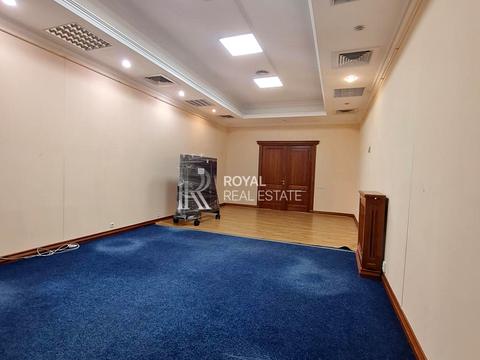 комерційна за адресою Новокостянтинівська вул., 13/10