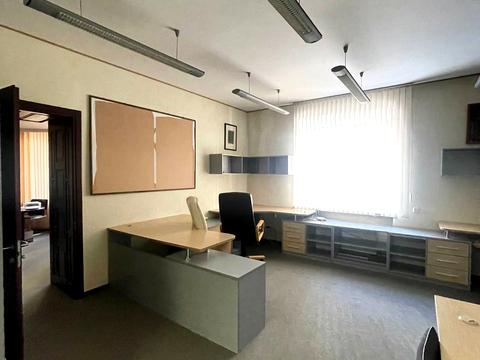 комерційна за адресою Гетьмана Сагайдачного бульв. (Лідерсівський), 9А