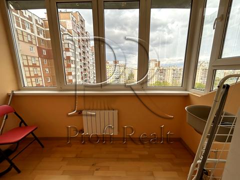 квартира за адресою Червоної Калини просп. (Володимира Маяковського), 52