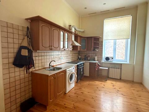квартира за адресою Антоновича вул. (Горького), 10
