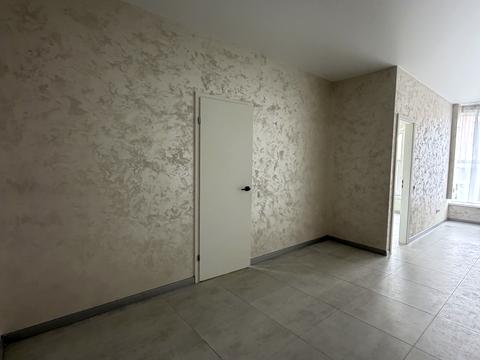 1864005972725875