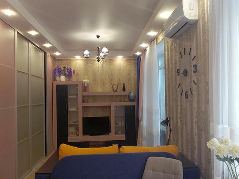 квартира за адресою Шовкуненка вул., 8/20