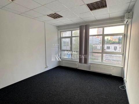 коммерческая по адресу Кловский спуск, 7a