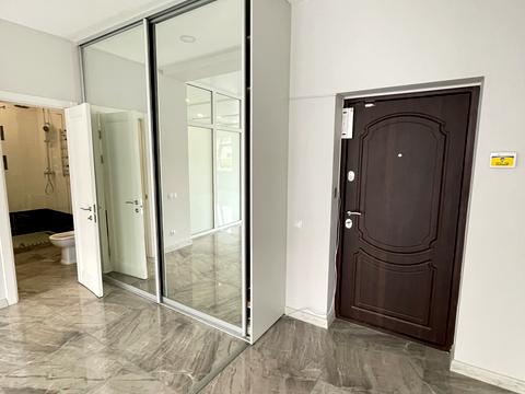 комерційна за адресою Лесі Українки бульв., 7-А