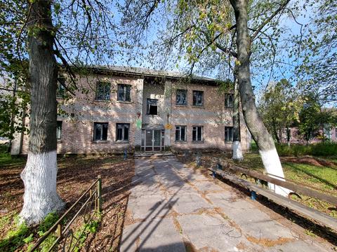 комерційна за адресою Центральна, 73