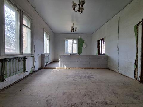 комерційна за адресою Центральна, 73