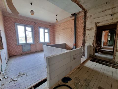 комерційна за адресою Центральна, 73