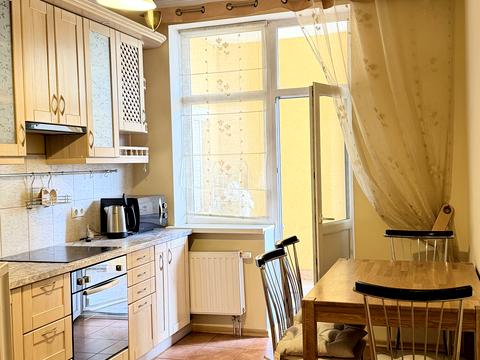 квартира за адресою Григорія Сковороди вул., 6