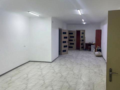 комерційна за адресою Молодіжна вул., 2/3Б