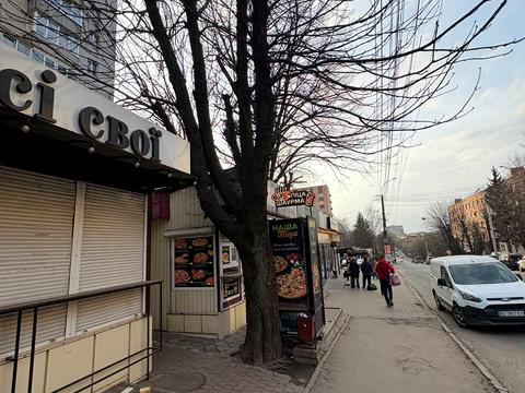 коммерческая по адресу Институтская ул., 3