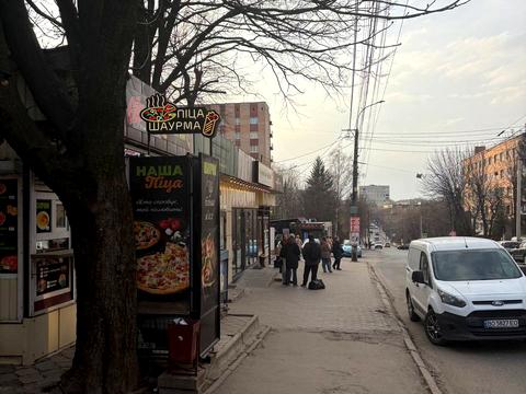 коммерческая по адресу Институтская ул., 3