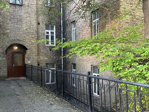 квартира за адресою Івана Франка вул., 17-В