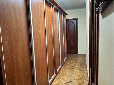 квартира за адресою Гетьмана Івана Мазепи вул. (Топольна), 3