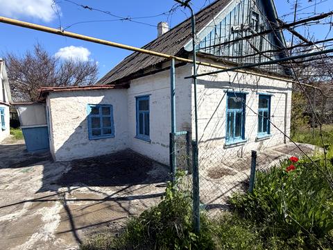 будинок за адресою Центральна