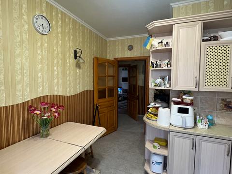 квартира за адресою Володимира Івасюка вул., 50