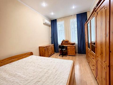 квартира за адресою Євгена Чикаленка вул. (Пушкінська), 12