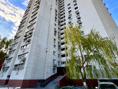 квартира по адресу Героев просп., 1