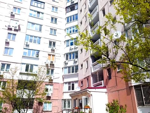 квартира за адресою Олени Пчілки вул., 2-Б