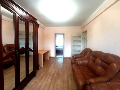 квартира за адресою Салютна вул., 25-А