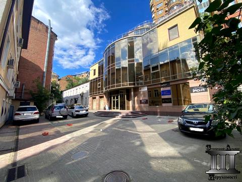 комерційна за адресою Басейна вул., 7