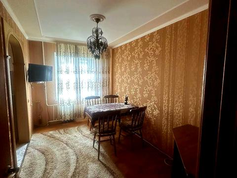 квартира за адресою Дарницький бульв., 4