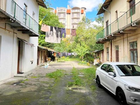 квартира за адресою Львів, Пекарська вул., 45
