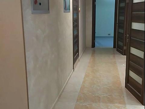 комерційна за адресою Богдана Хмельницького вул., 9-Б